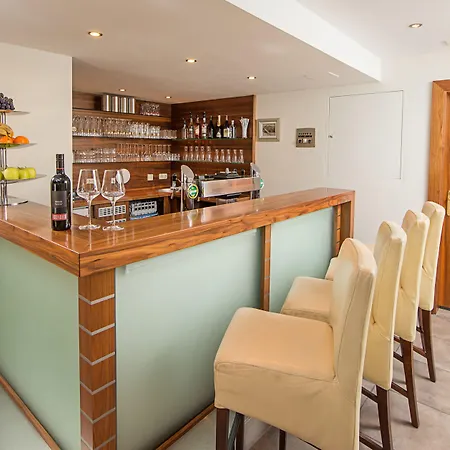 Glasererhaus Целль-ам-Зе