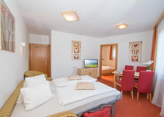 Hotel Glasererhaus 3*