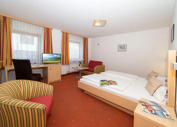 Glasererhaus Otel 3*