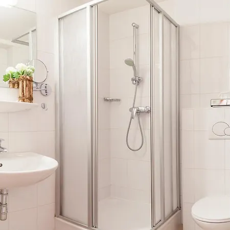 Szálloda Glasererhaus Zell am See