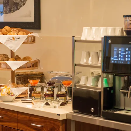 Glasererhaus Szálloda